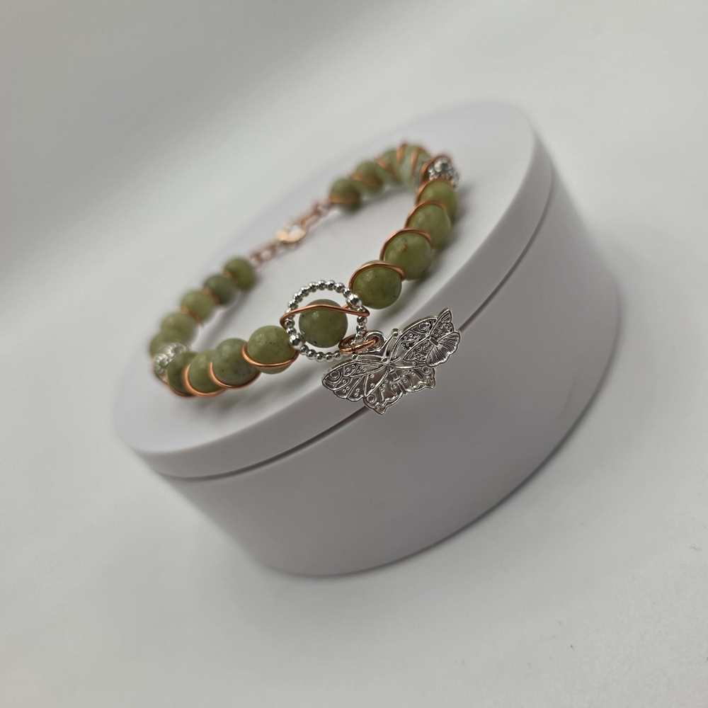 Green Jasper Butterfly Charm Bracelet – Handcrafted Wire-Wrapped Beaded Jewelry - Picture 3 of 5